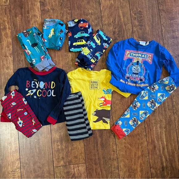 Thomas & Friends Other - Toddler boys pajama set bundle 3T
